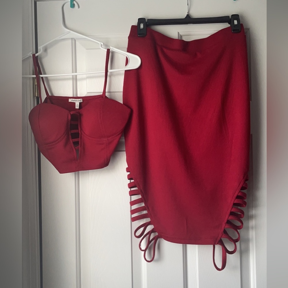 Red 2 piece outfit